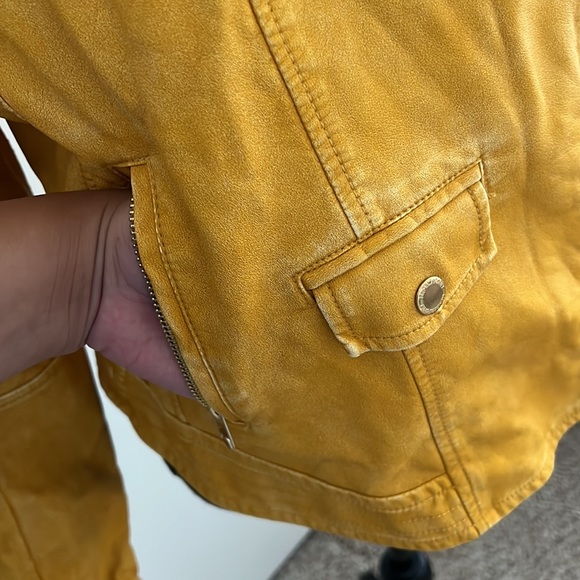 Members Only yellow moto jacket - Picture 4 of 9